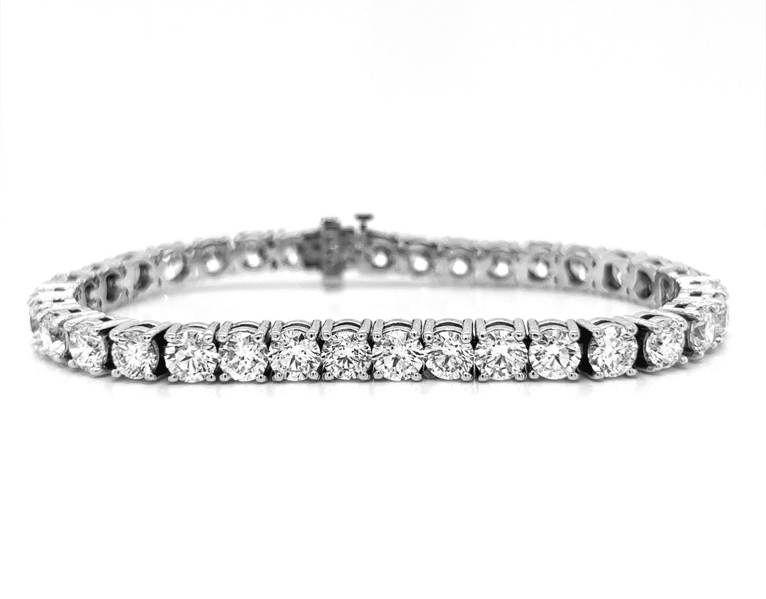 17 Carat Natural Round Diamond Tennis Bracelet, in White Gold