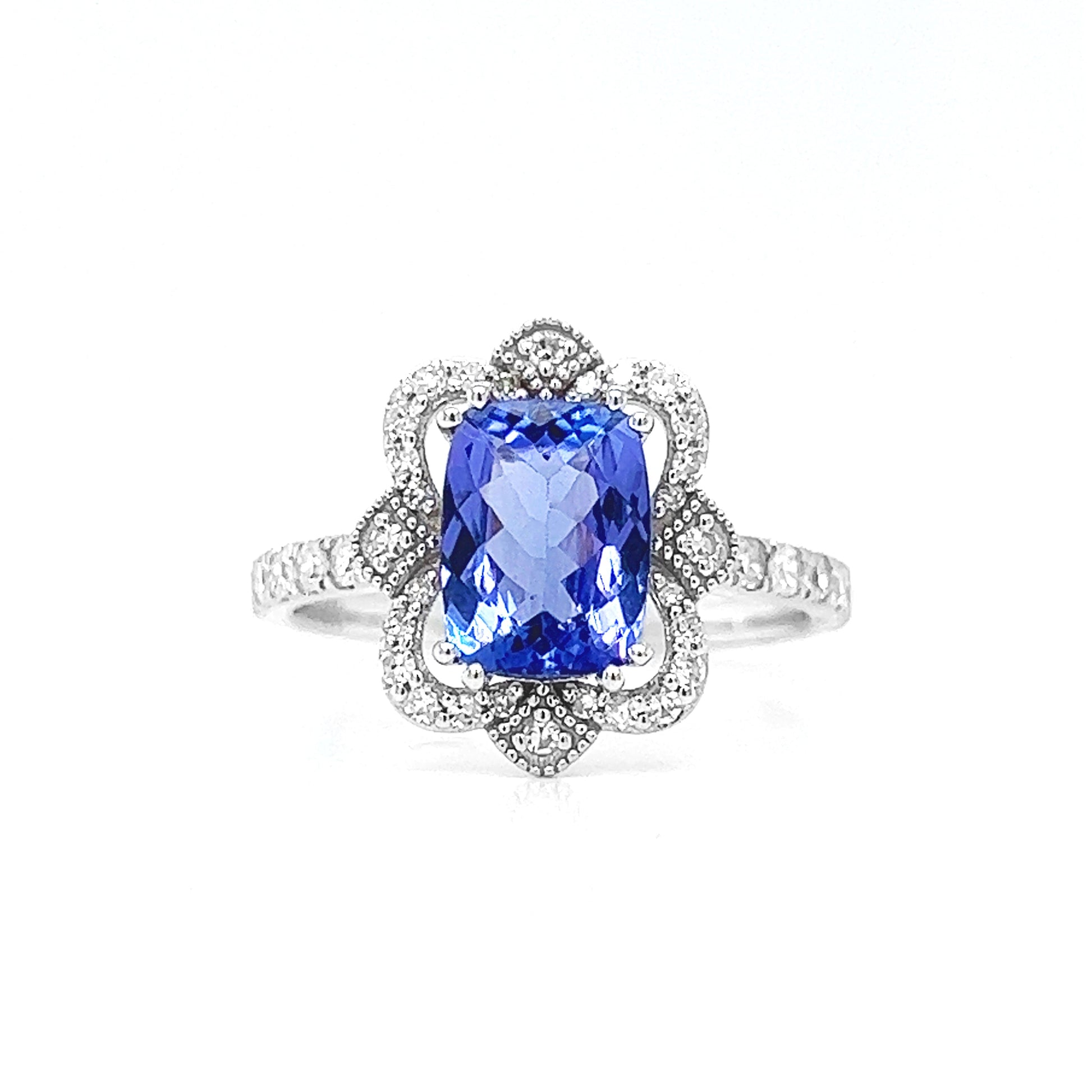 Natural Tanzanite and Diamond Art Deco Cocktail Ring, in White Gold