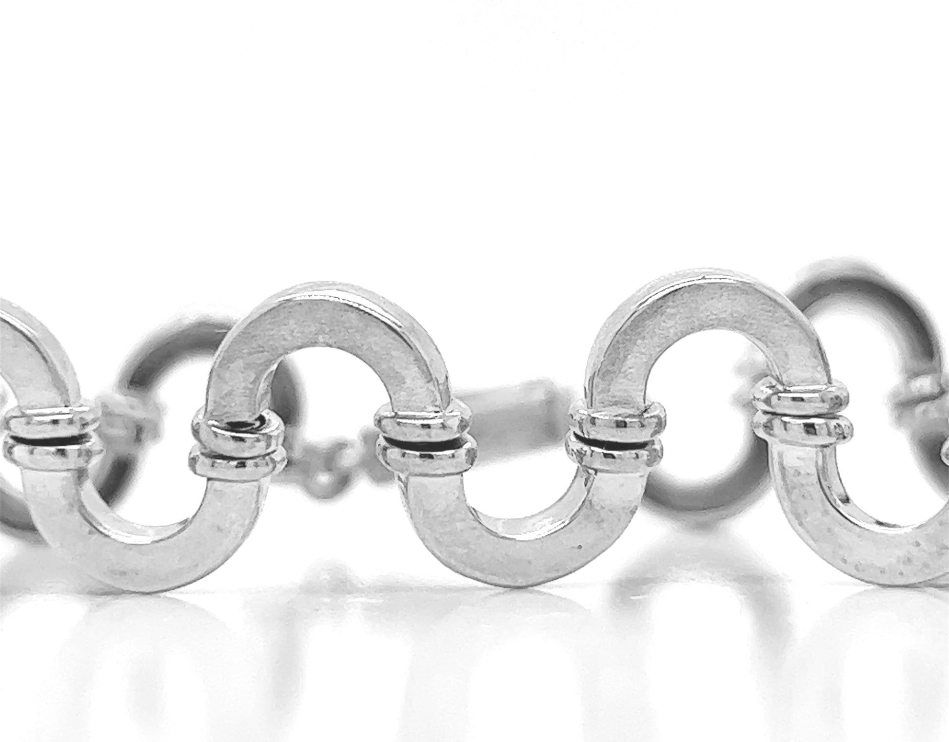 Contemporary White Gold Cocktail Bracelet - Pre-owned