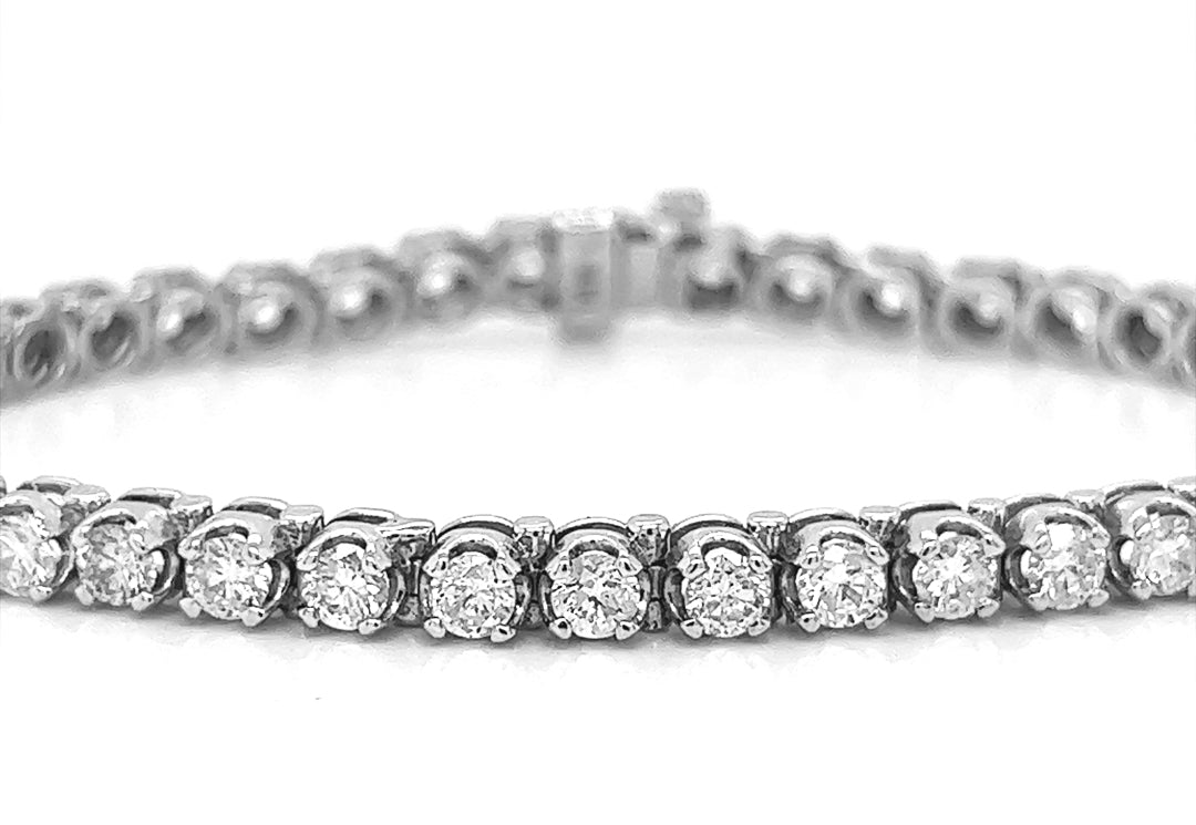 5 Carat Natural Round Diamond Tennis Bracelet, in White Gold - Pre-owned
