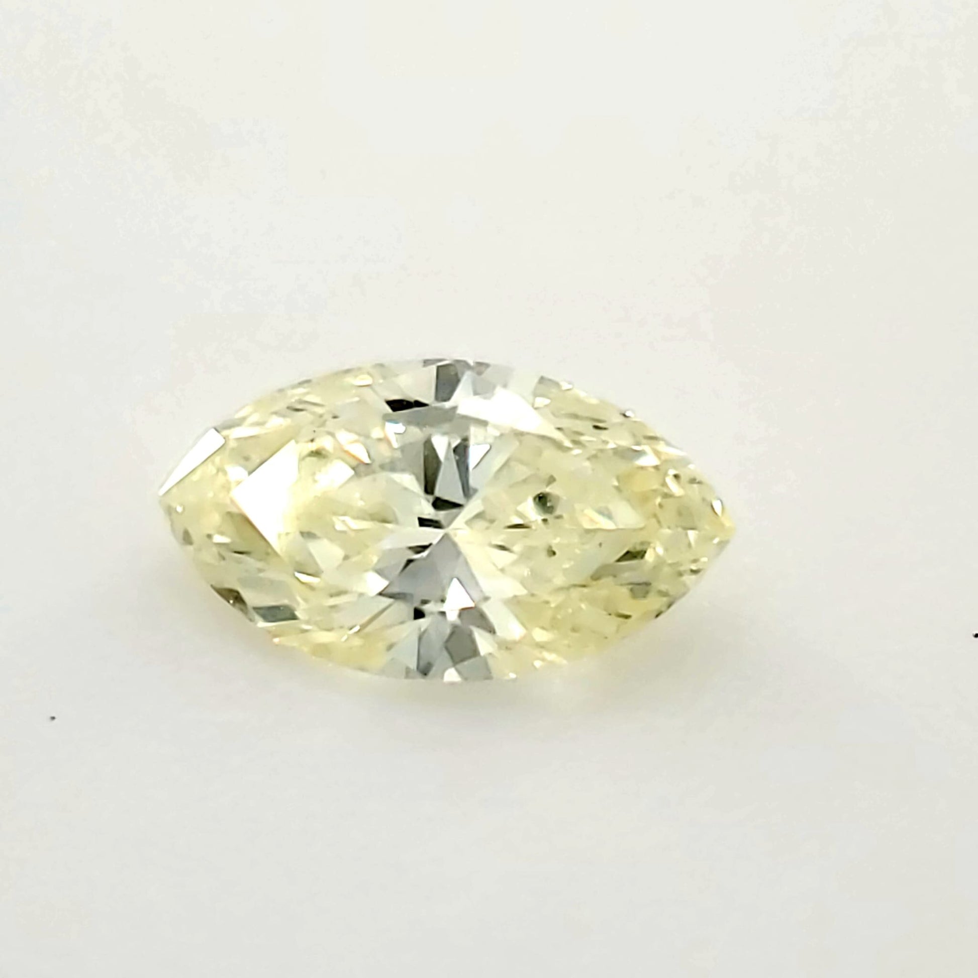 0.37 ct Diamond Marquise Cut T SI1 (NON CERT)