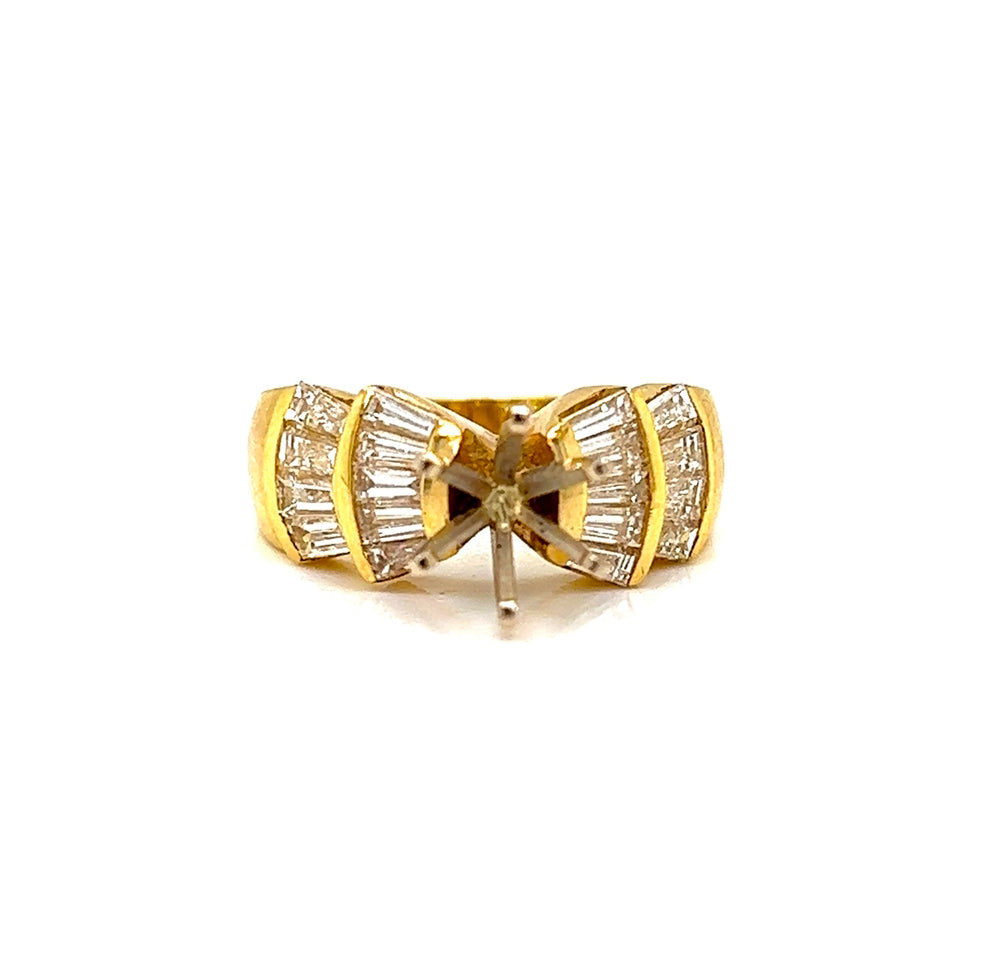 Semi-Mount Bridal Ring with Natural Baguette Diamond, in Yellow Gold