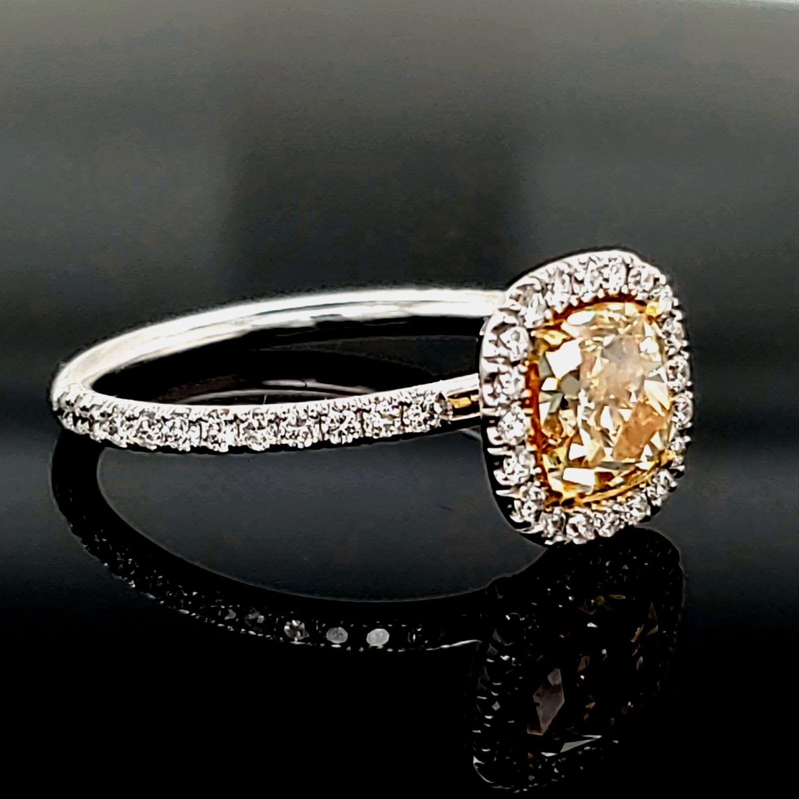 1.76 ct Diamond Cushion Cut FIY VS1 (EGLUSA) US 918638201D
