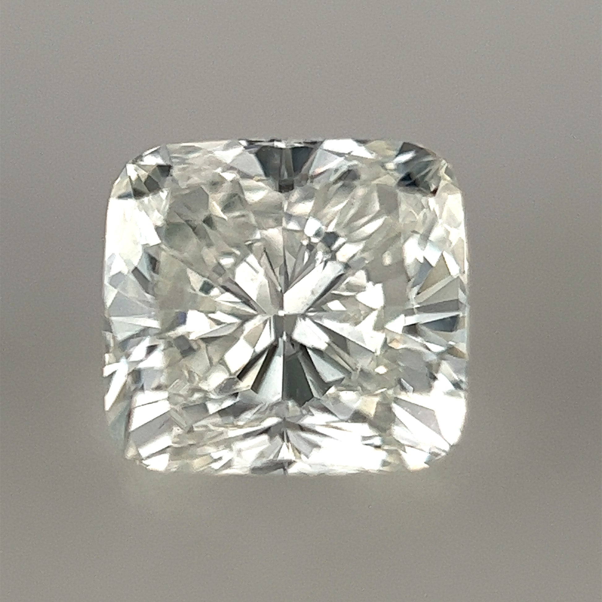 1.5 ct Diamond Cushion Cut G VS1 (GIA) 2226034092
