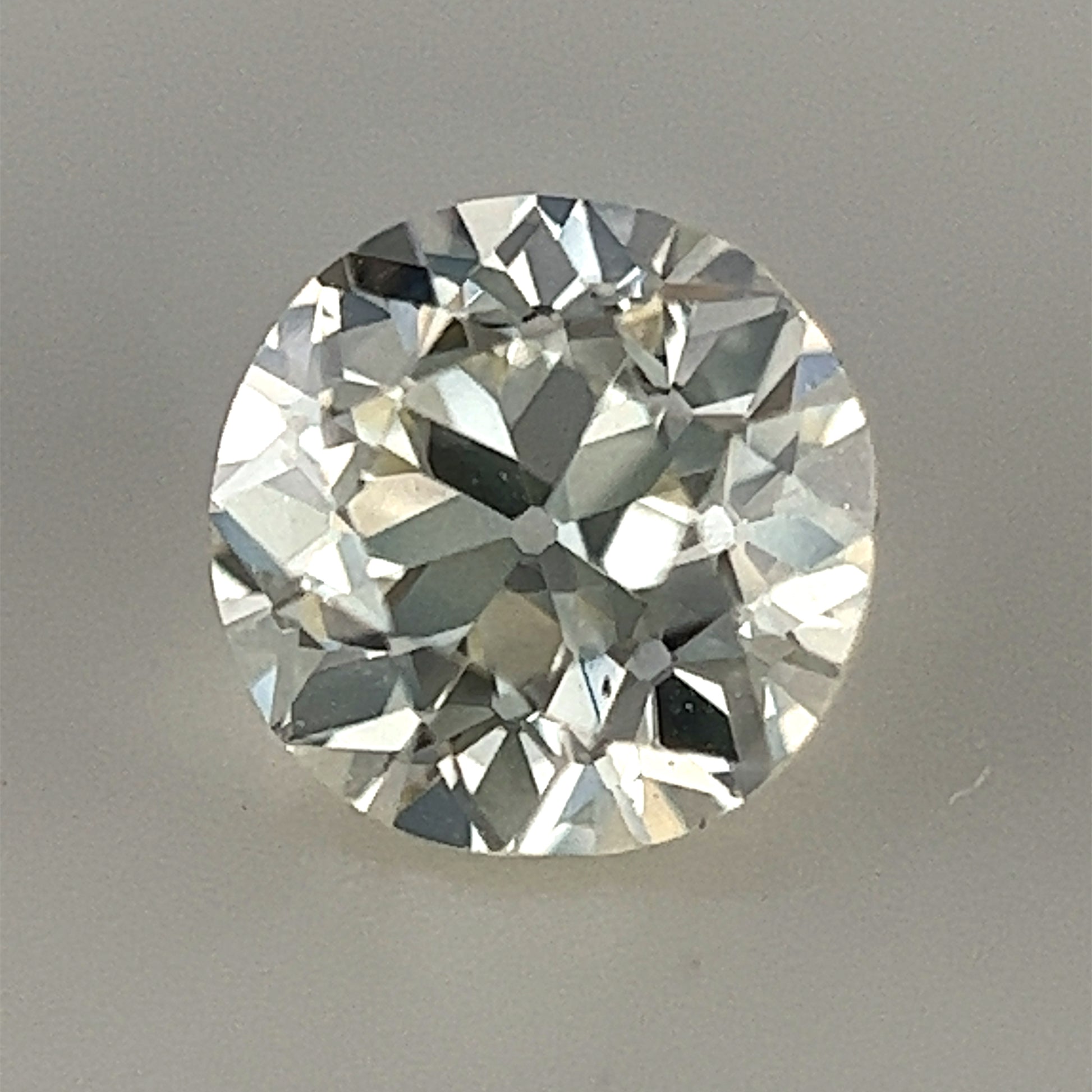 0.65 ct Diamond EU J VVS2 (GIA) 6197877511
