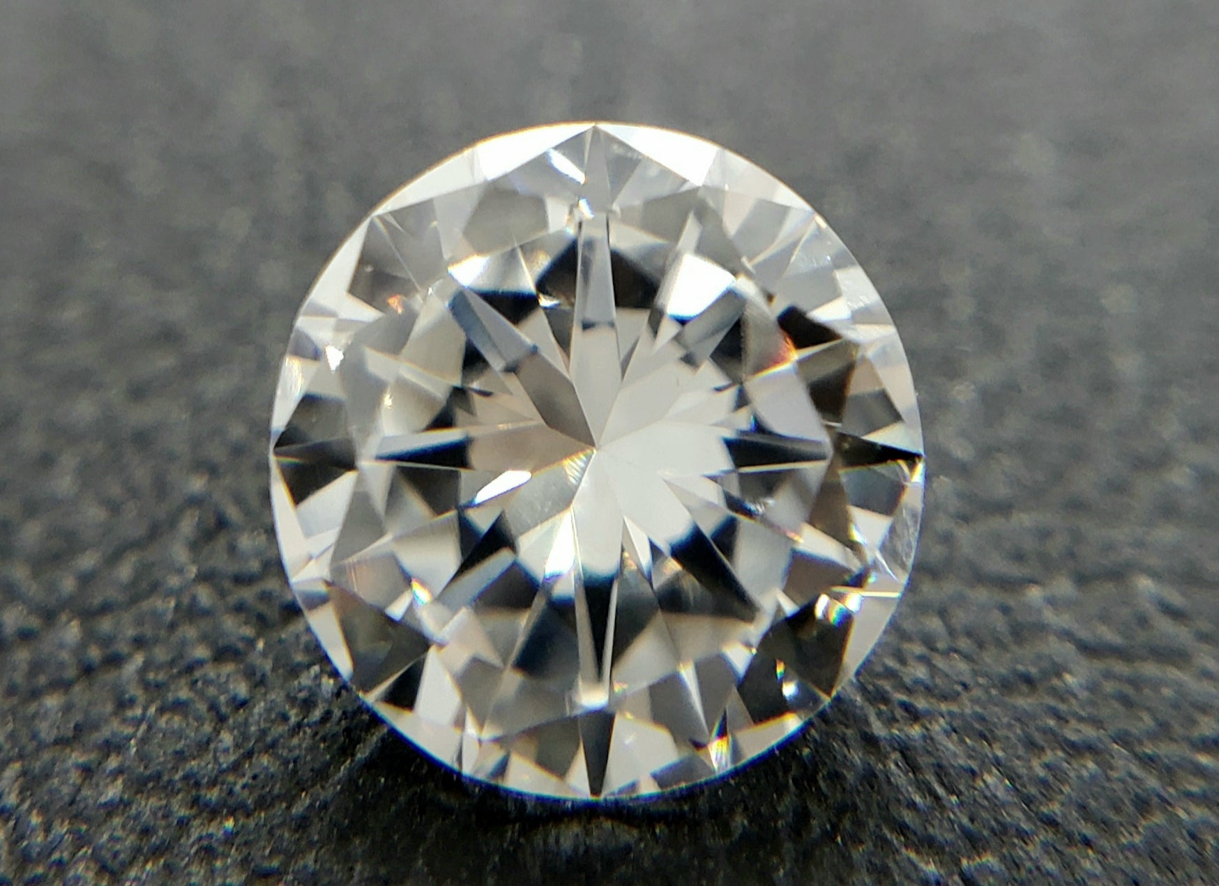 0.86 ct Diamond Round Cut G VS2 (GIA) 1206809408