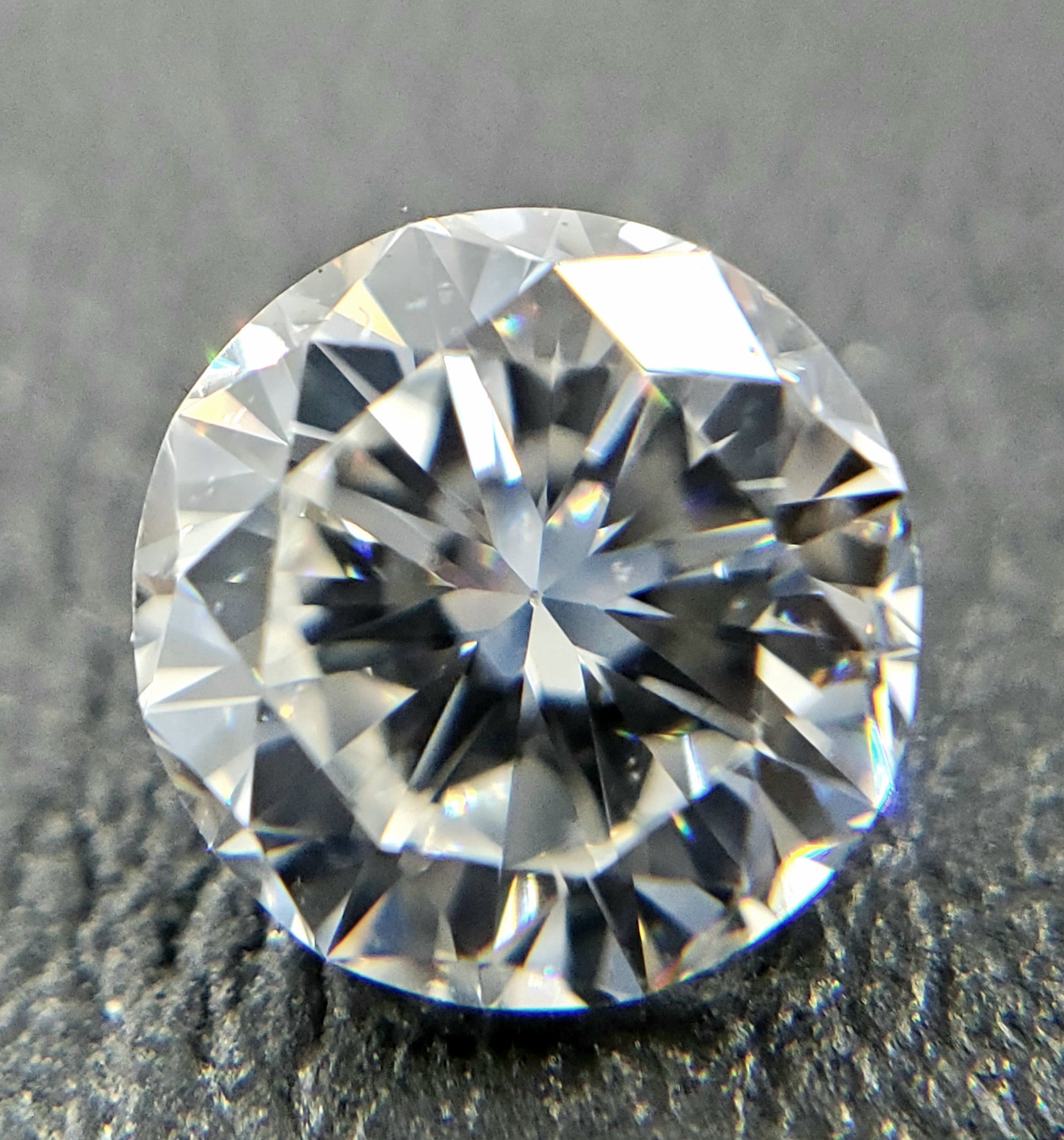 0.64 ct Diamond Round Cut F VS2 (GIA) 1206425327