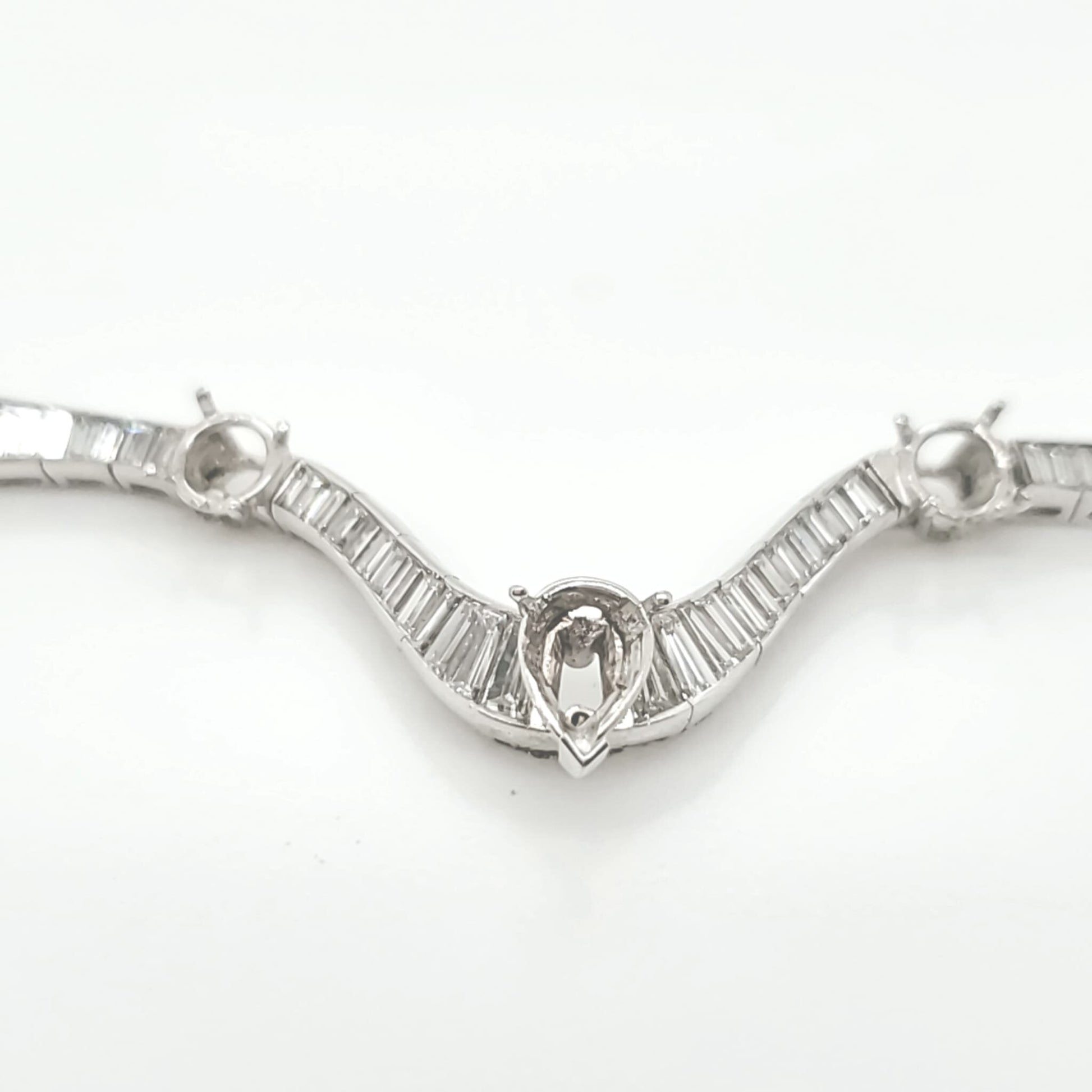 Semi-Mount Necklace with 15 ct. t.w. Natural Baguette, in Platinum - Pre-owned