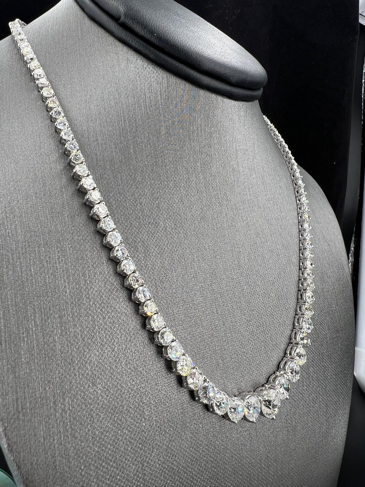 Natural Diamond Rivera Graduating Necklace, in White Gold