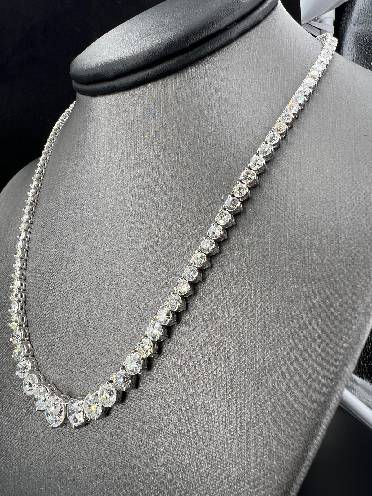 Natural Diamond Rivera Graduating Necklace, in White Gold