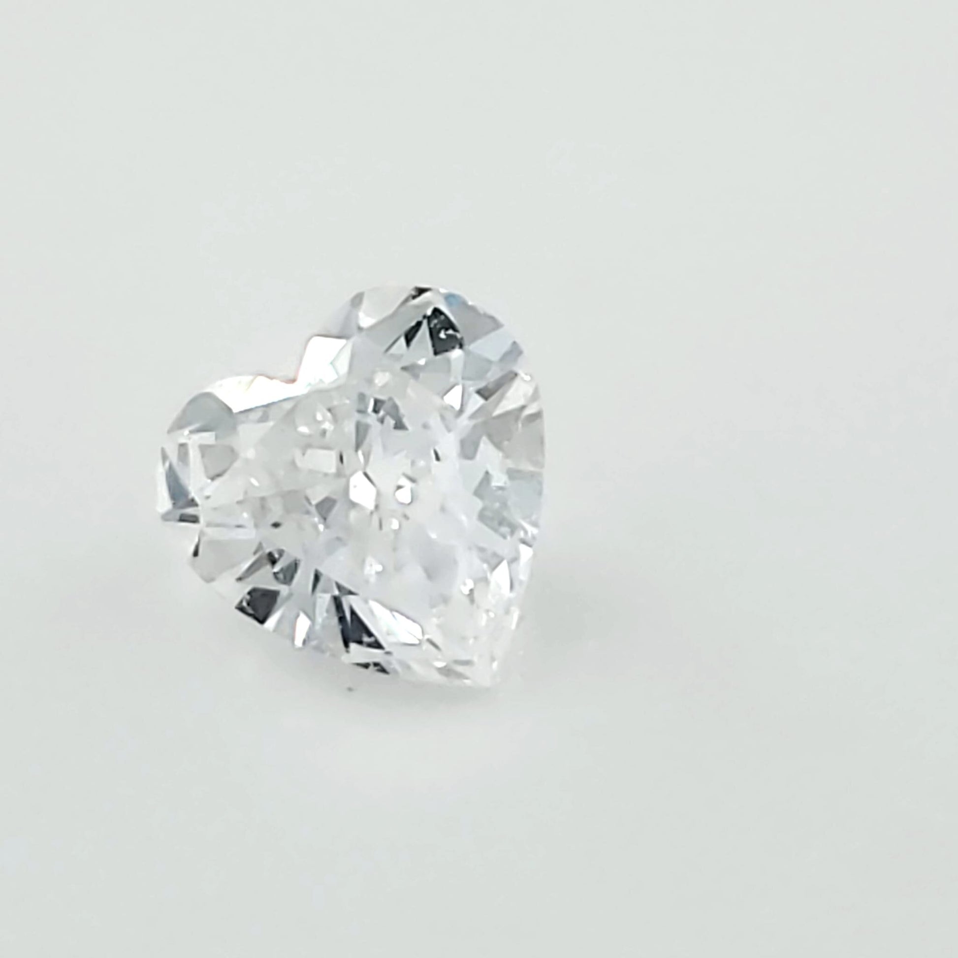 0.45 ct Diamond Heart Shaped D VS1 (NON CERT)