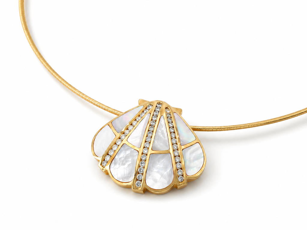 Natural Diamond Mother of Pearl Cocktail Necklace Pendant 14KT Yellow Gold