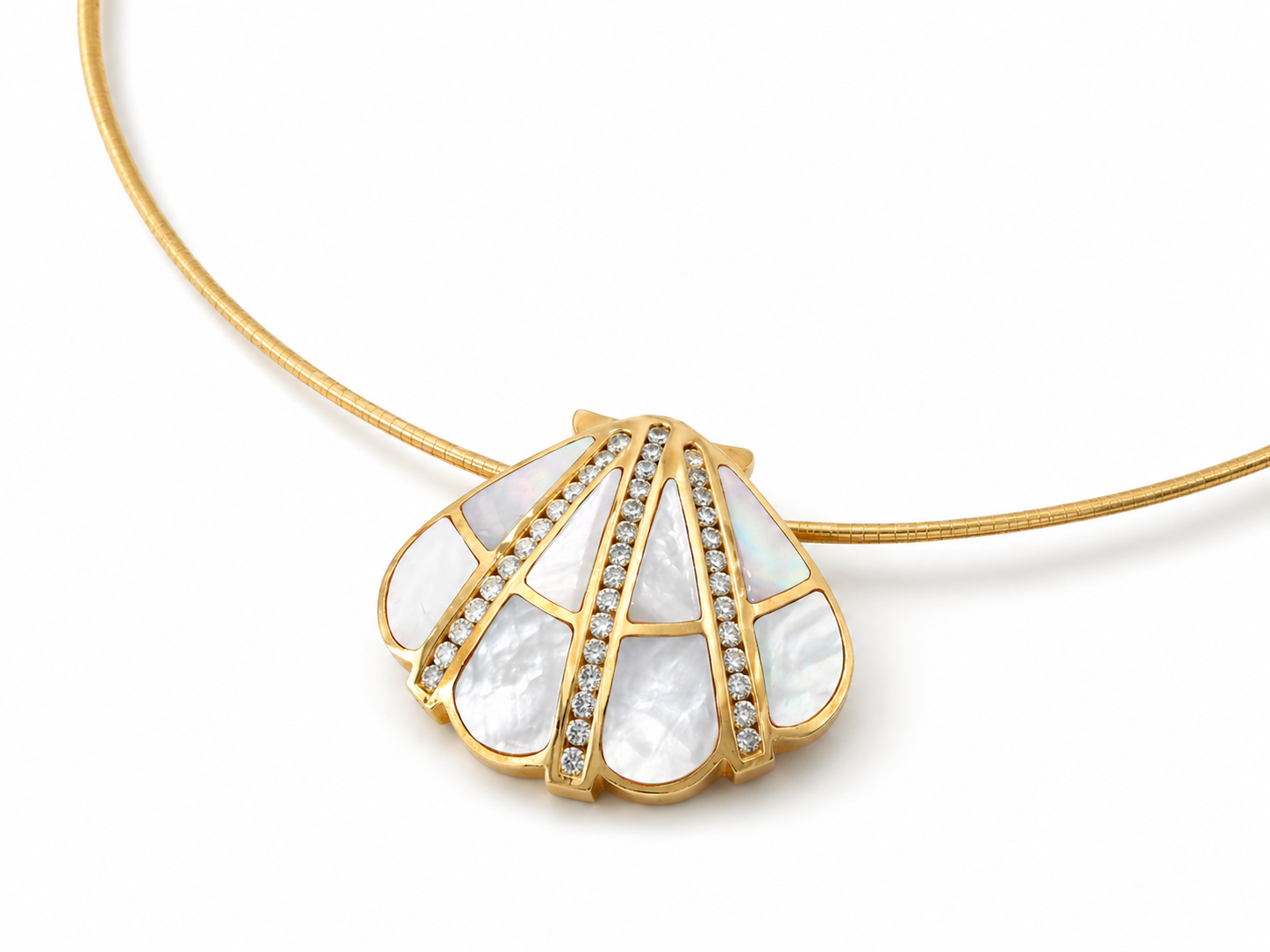 Natural Diamond Mother of Pearl Cocktail Necklace Pendant 14KT Yellow Gold