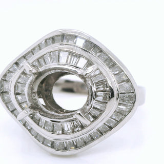 Semi Mount Oval or Cushion-shaped with Natural Baguette Diamond Halo Ring, in Platinum