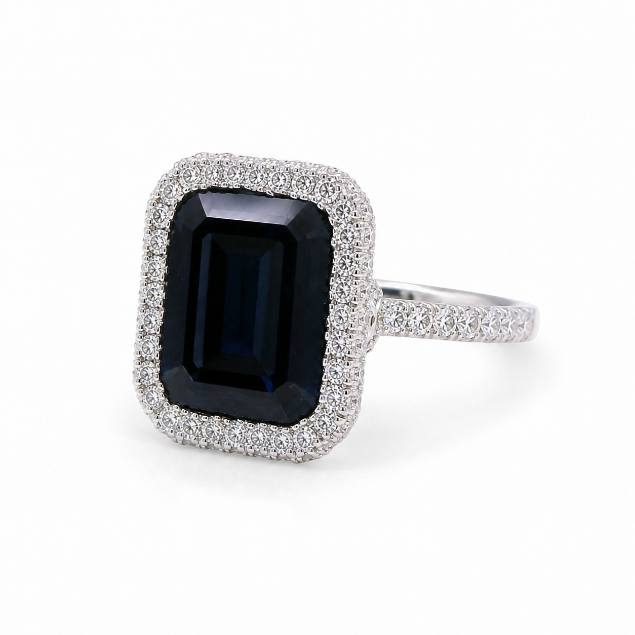 Natural Heated Sapphire and Diamonds Halo Cocktail Ring 18KT White Gold