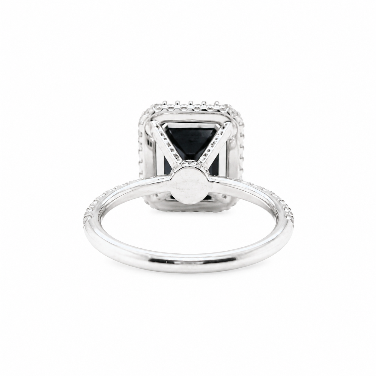 Natural Heated Sapphire and Diamonds Halo Cocktail Ring 18KT White Gold