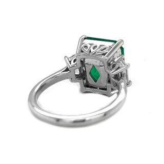 Natural Mined Colombian Green Emerald andTrapezoid Cut Diamond 3 Stone Ring White Gold