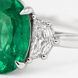 Natural Green Emerald with Shield Cut Diamond 3 Stone Ring 18KT White Gold