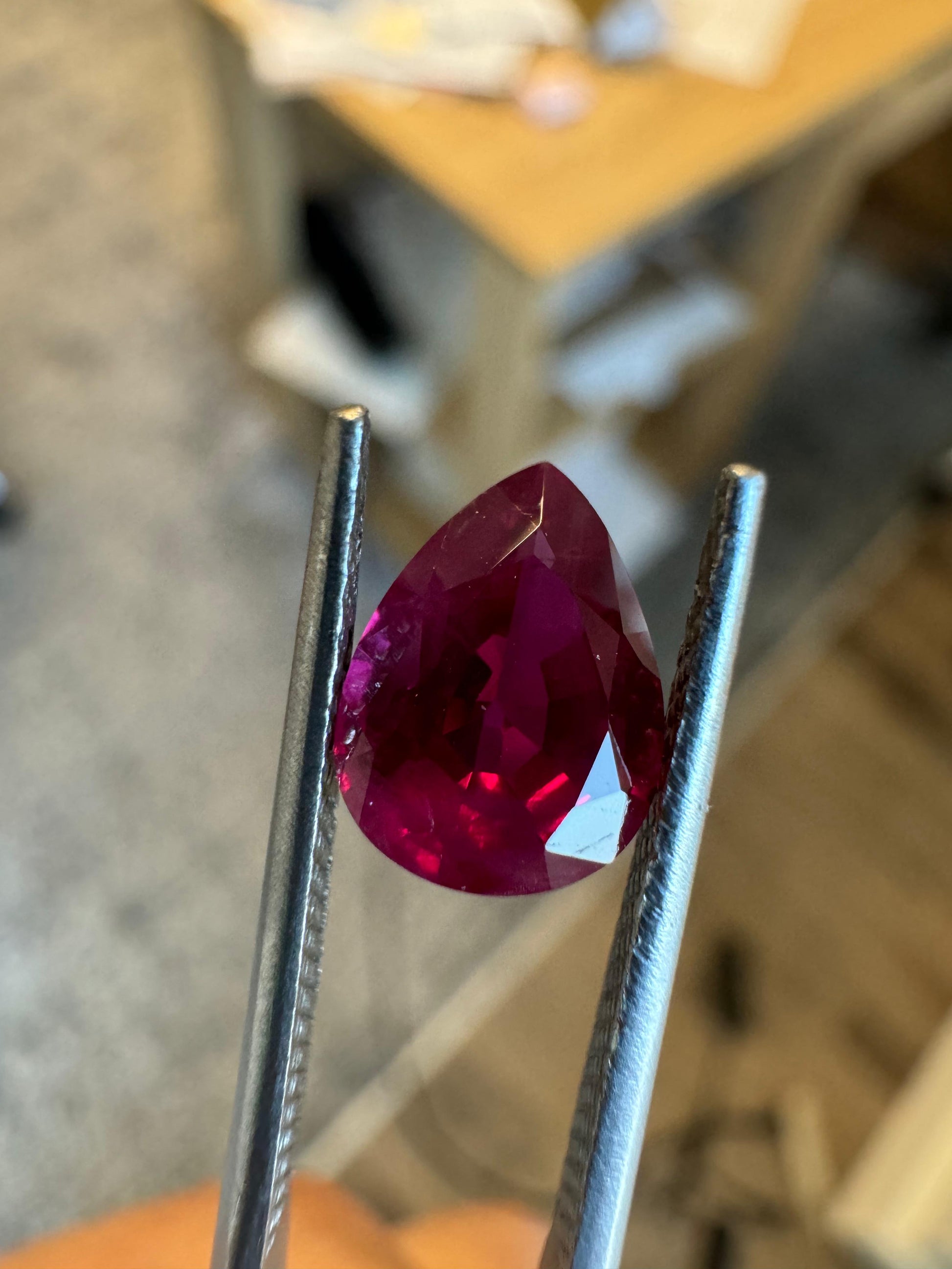 1.77 ct Diamond Pear Shaped (GIA) 2173250048