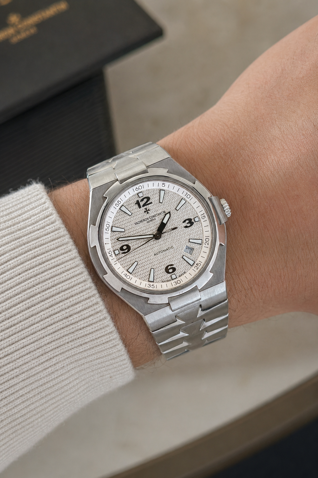 Vacheron Constantin Stainless Steel White Dial 42mm Watch 47040