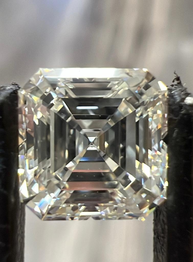 1.51 ct Diamond Asscher Cut J VS2 (GIA) 2211370568