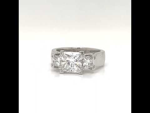 Natural Princess Cut Diamond 3 Stone Platinum Ring - Pre-owned