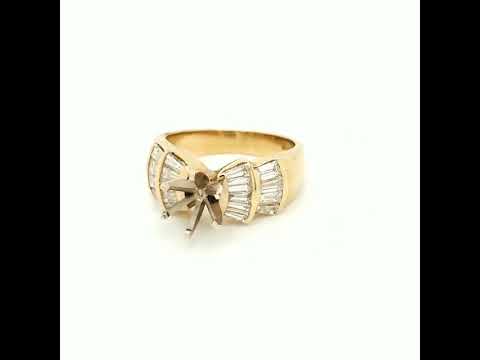 Semi-Mount Bridal Ring with Natural Baguette Diamond, in Yellow Gold