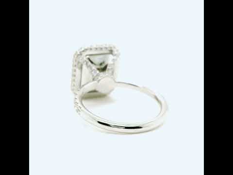 Natural Heated Sapphire and Diamonds Halo Cocktail Ring, in White Gold