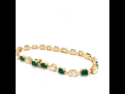 Natural Green Emerald and Diamond Link Bracelet, in Yellow Gold