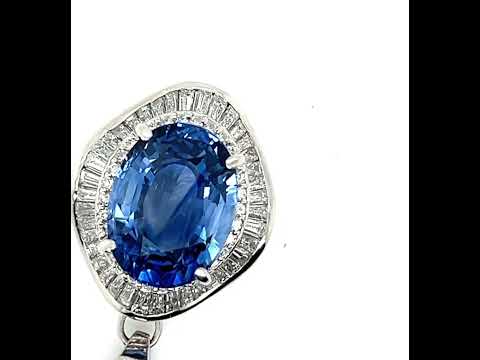 Natural Blue Cylon Sapphire and Diamond Halo Pendant Necklace in Platinum - Pre-owned