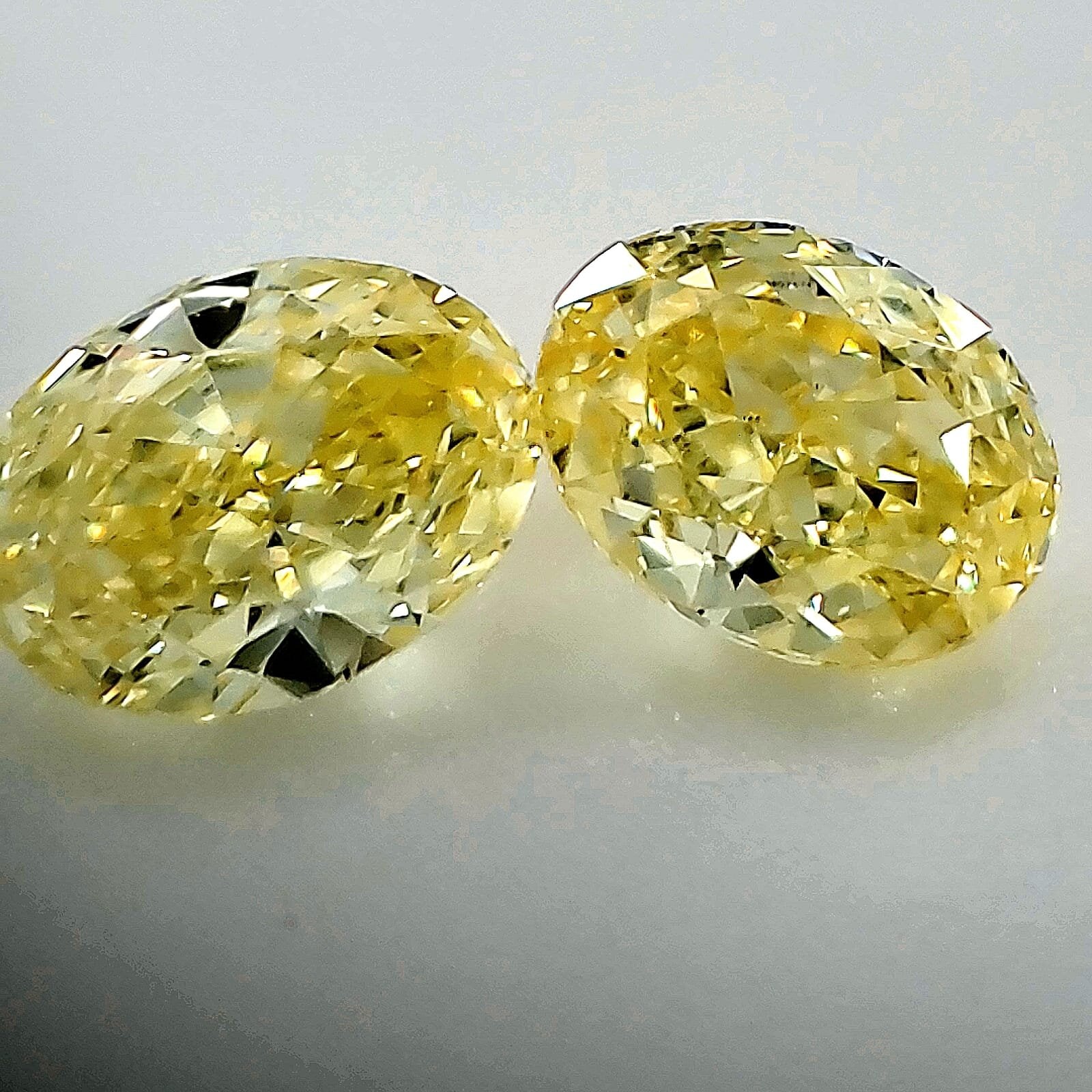 0.71 ct Diamond Oval Cut FIY SI1 (GIA) 7338076744